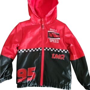 NEW! DISNEY Lightning McQueen Cars Movie Themed Wind Rain Resitant Jacket 4T.